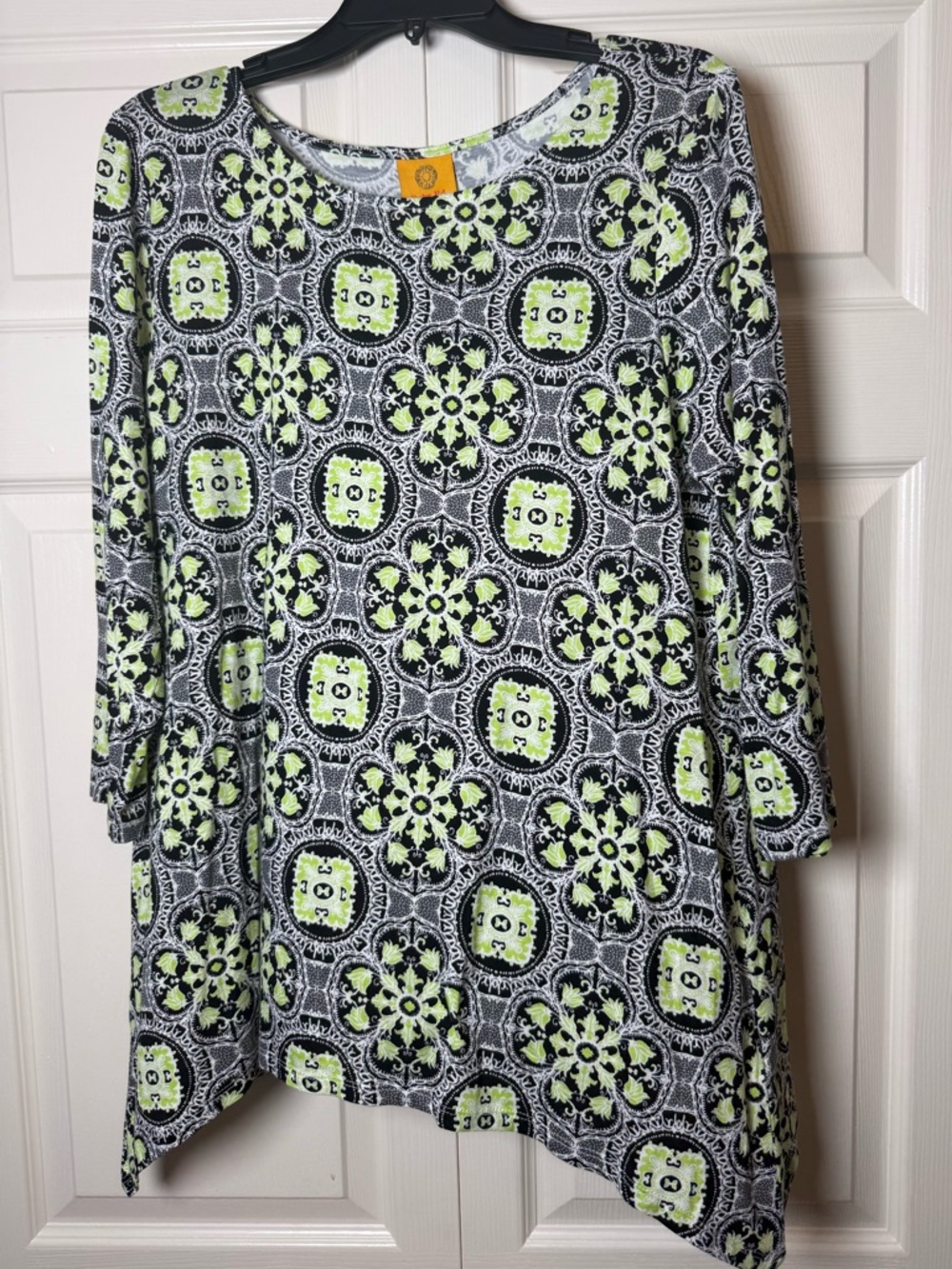 Ruby‎ Rd. Geometric Print Top